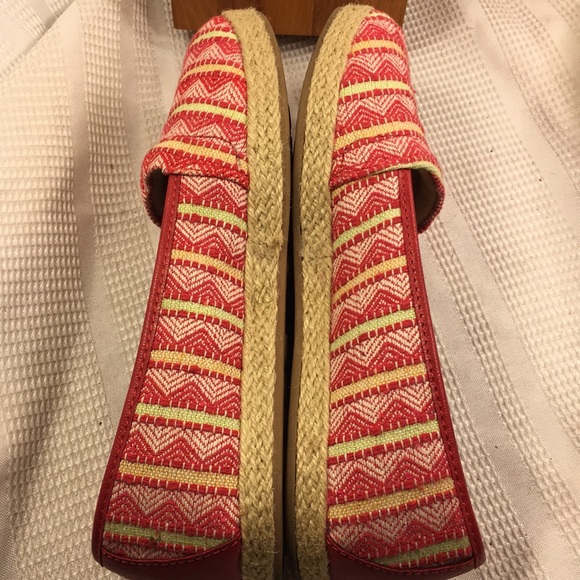 BOC fabric loafers almost new, worn once, EUC - Picture 4 of 8